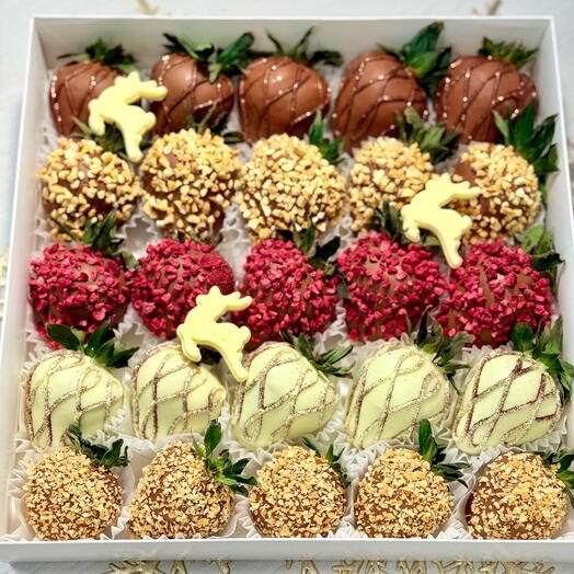 Клубника в шоколаде 25 ягод Новый год