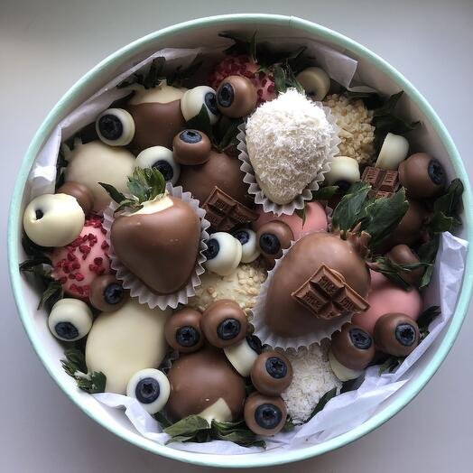 Клубника и голубика в шоколаде набор