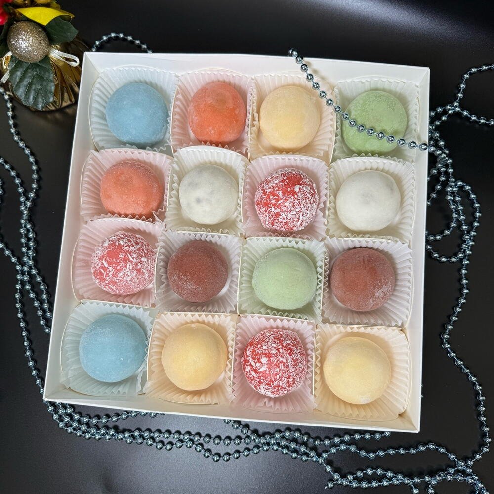 Ассорти Моти на день рождения большой набор 16 Моти