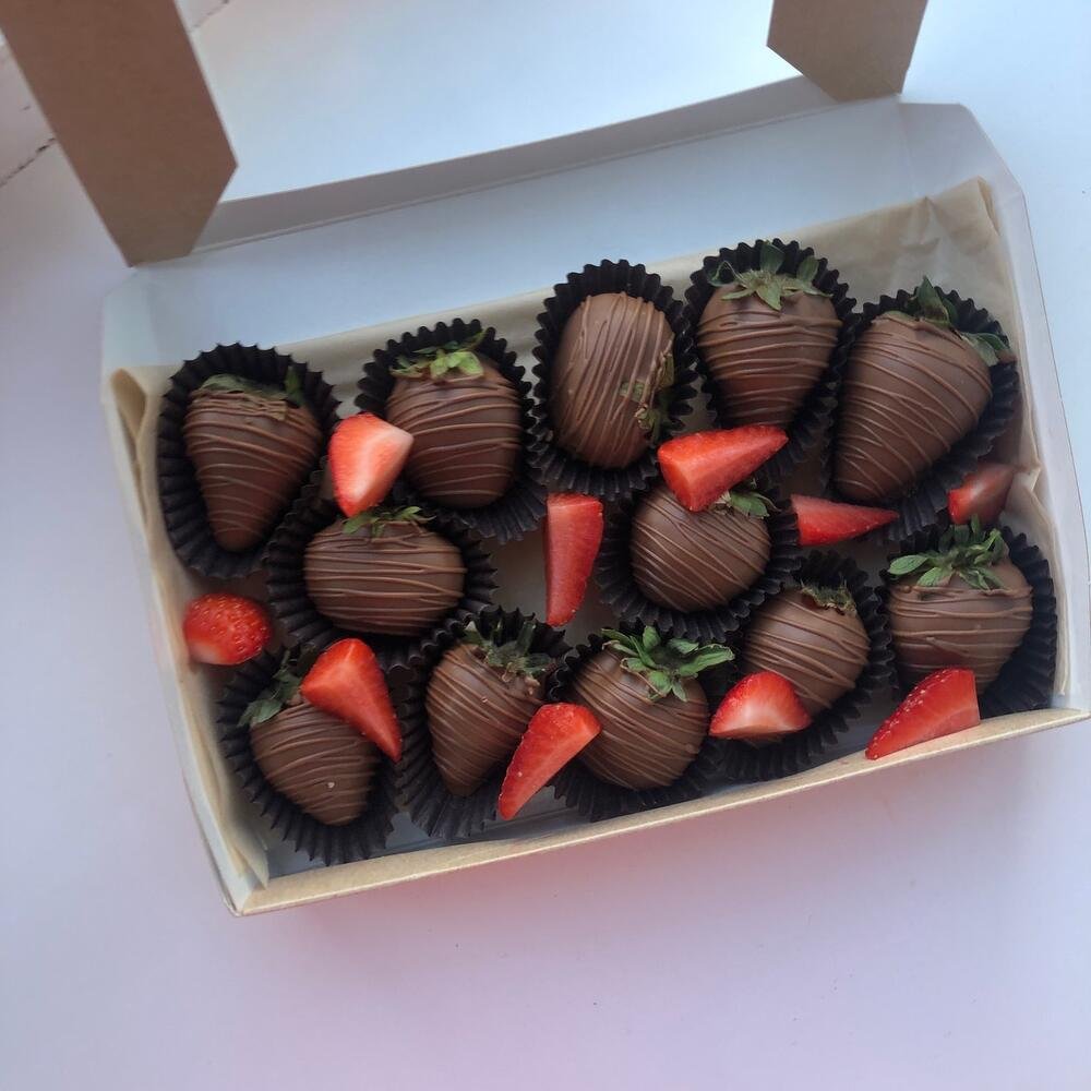 Набор из клубники в шоколаде 9-12 ягод